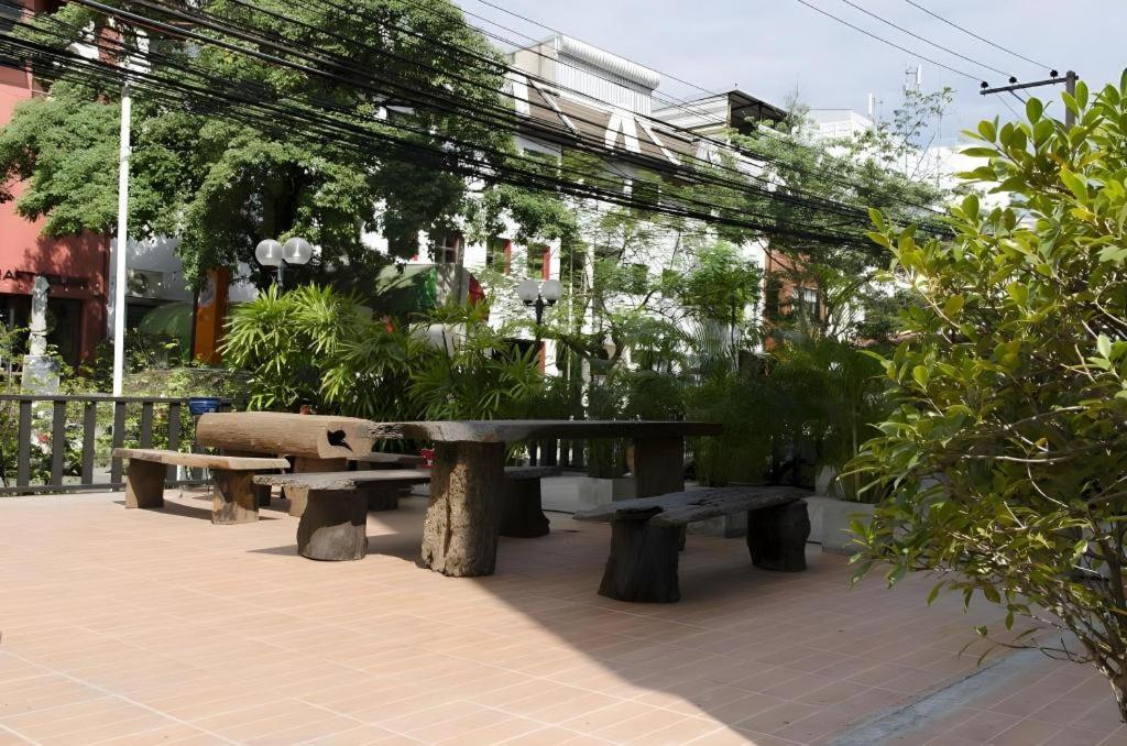Town In Town Gardent Resort Bangkok Exterior foto